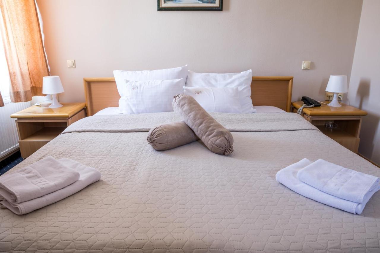 Garni Hotel Panorama Lux Ni 외부 사진