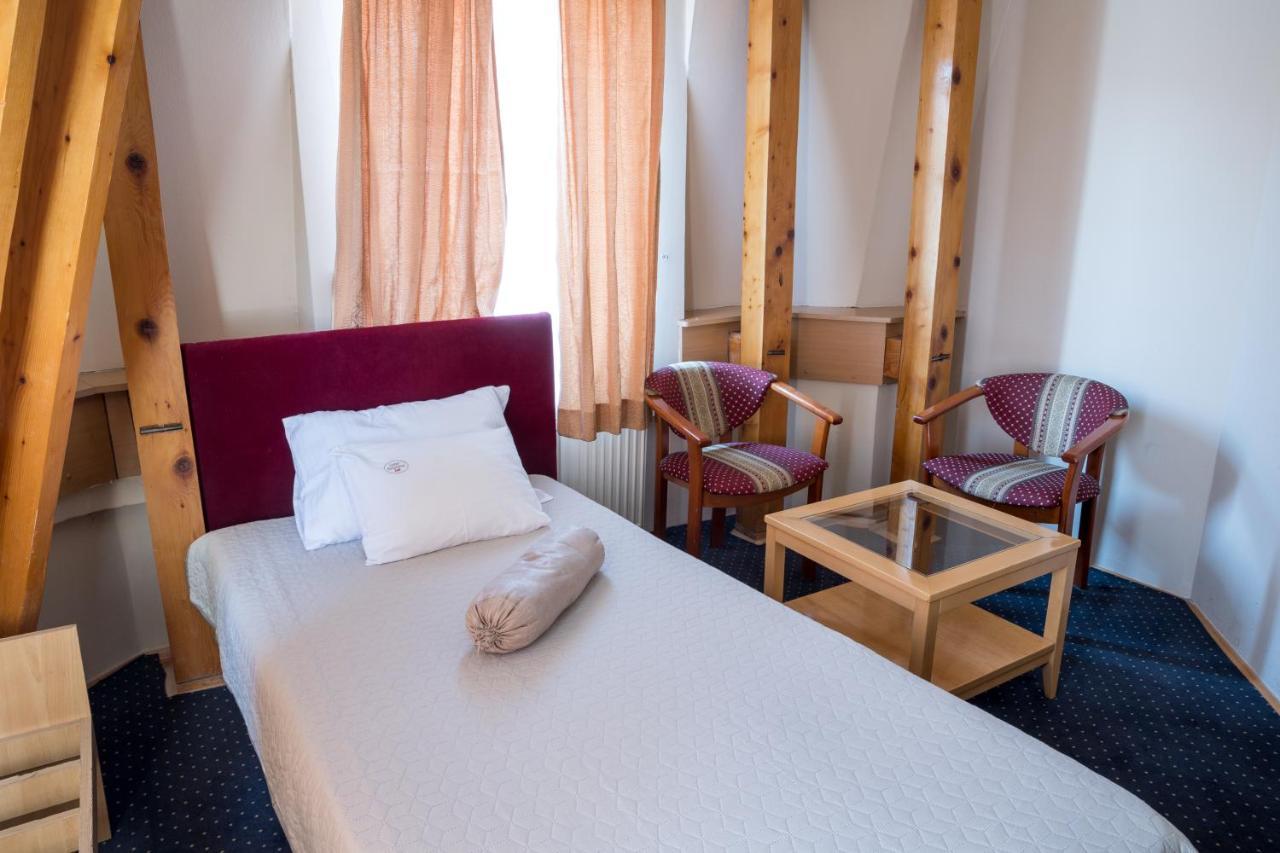 Garni Hotel Panorama Lux Ni 외부 사진