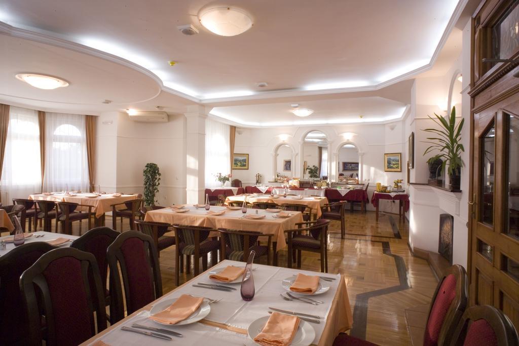 Garni Hotel Panorama Lux Ni 외부 사진