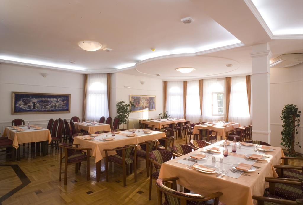 Garni Hotel Panorama Lux Ni 외부 사진